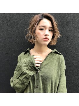 ラレイ(Lalei) ＊ベージュカラー グラデーションカラー ボブ 辻幸奈