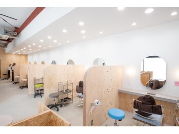 onexone 富山【ワンバイワン】 カラー/ブリーチ/ダブルカラー/髪質改善/縮毛矯正