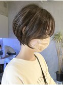 ハイライト 前髪なし 前下がりショートボブ  ショコラベージュ