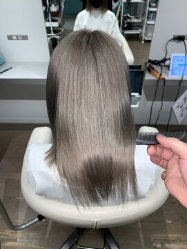 リーホリエ(Lee Horie) 【Gyo】髪質改善×ホワイティベージュ