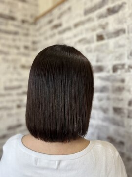 エルフォート(L.FORT) ストレートボブ