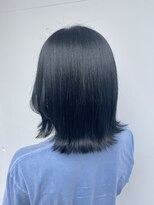 カリーナコークス 原宿 渋谷(Carina COKETH) ブルーブラック/暗髪カラー/レイヤーカット/インナーカラー