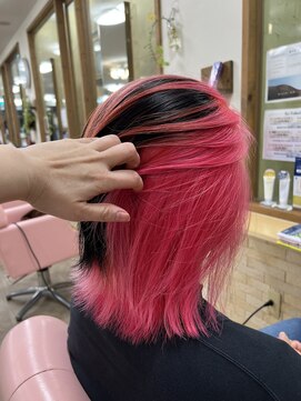 ヘアーサロン リュウズ(HairSalon Ryu's) インナーフラミンゴピンクカラー