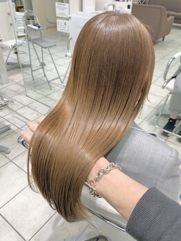ユニ 江坂(Uni.)の写真/オージュア認定店サロン＊最高級トリートメントをご用意！髪の状態に合わせたケアで憧れる美髪に♪<江坂>
