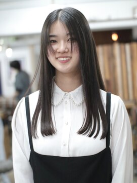 リッカ(RICCA) ホワイトグレージュ/デジタルパーマ/チェリーブラウン/恵比寿