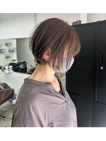 ビビッド(vivid)&nbsp;丸みのあるショートボブ