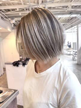 ファンド 千葉(fand) チャコールグレー/レイヤーボブ/ミディアムレイヤーカット