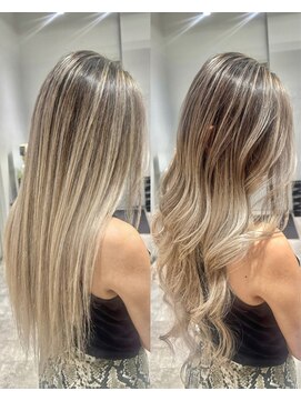 冬映え外国人風バレイヤージュ×透け感ブロンドグレージュ