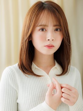 ミルクティーカラー美髪艶感ストレートミディアムY浦和30代40代