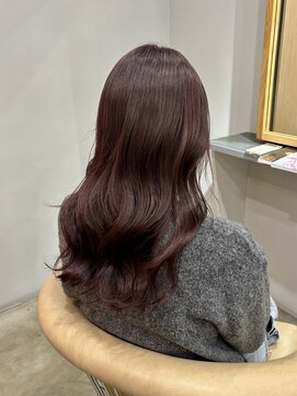 スート(suit.) ワンカラーでできるピンクブラウン