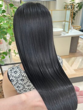 サクラ ビューティ ヴィレッジ(SAKURA Beauty village) 《韓国ヘア》艶髪ストレート