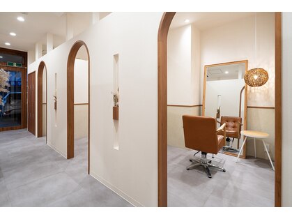 hal 泉中央駅前店【個室サロン】【ハル】【3/25 NEW OPEN（予定）】の写真