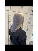アース 郡山コスモス通り店(HAIR&MAKE EARTH) ホワイトカラー