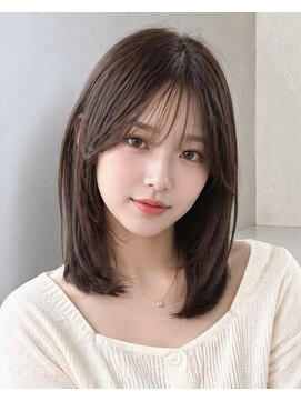 ワゴンバイアフロート(Wagon by afloat) ミディアム20代30代ストレートレイヤー前髪なし前髪あり池袋