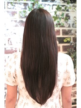 グラスヘアリオン(Grous hair lion) 【Grous Hair lion　御茶ノ水】自然なカール☆大人ストレート