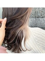 シャンドゥール 栄店(CHANDEUR)&nbsp;ちらっとカワイイ 透け感インナーカラーニュアンスベージュ