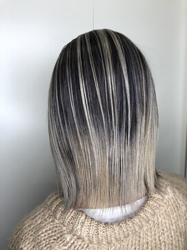 テテ(TETE) バレイヤージュ　長堀橋×心斎橋