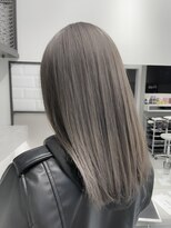 リリー(Lilley)&nbsp;【Lilley 稲永麻衣】シルバーグレー＋髪質改善天神/今泉