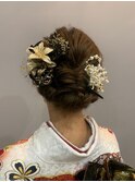 まとまりシニオンアレンジ