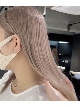 ペレ 栄店(PELE) ほんのりピンクベージュ