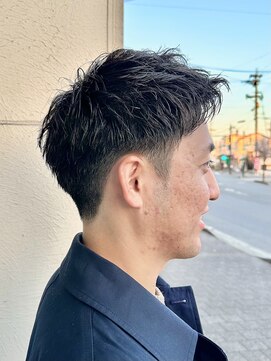 トラップヘアー 刈り上げショート