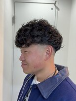 サン 大阪梅田(SUNC) 【スペインカール】【スキンフェード】