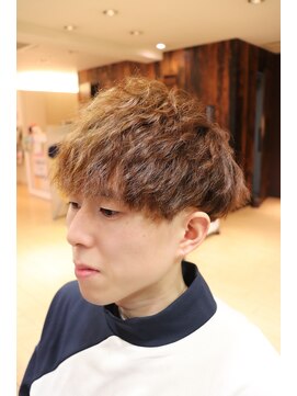 カズ 中津店(KAZU) MEN'S　HAIR　　マッシュパーマ  メンズパーマ ツイストパーマ