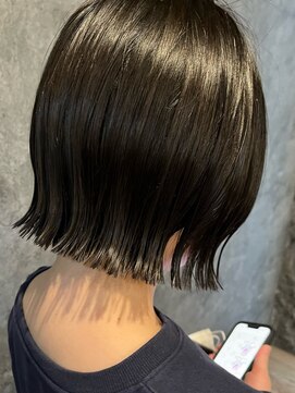 互感 小松店 切りっぱなしボブ
