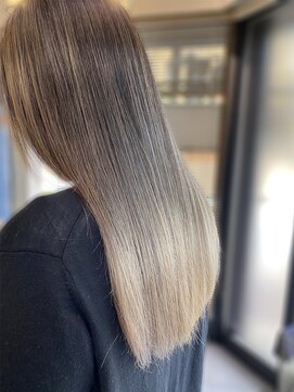 リノショアーズ 元町店(RINOSHORES) 20代30代大人可愛い透明感バレイヤージュケアブリーチ小顔