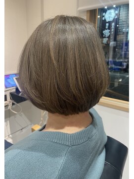 ナンバースリー 溝の口店(Number Three) グレージュ【N°3溝の口】