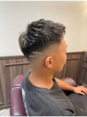 スパイキーショート/スペインカール<理容室>[メンズ/床屋/神田]