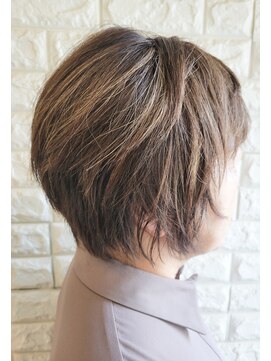 松本平太郎美容室 国立店 シャギーショート×イノアカラー×ハイライト