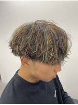 レボ 片町店(Revo)&nbsp;緩め波巻きスパイラル×金メッシュ