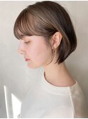 美髪ショートボブおくれ毛_ba323122