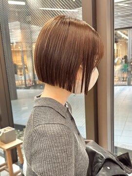 ミィ 表参道(mee.) 似合わせカット ボブヘア 縮毛矯正 ミニボブ 切りっぱなしボブ