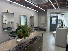 アビーカマクラ(ABBEY KAMAKURA)の雰囲気(セット面4席で落ち着きある空間。)