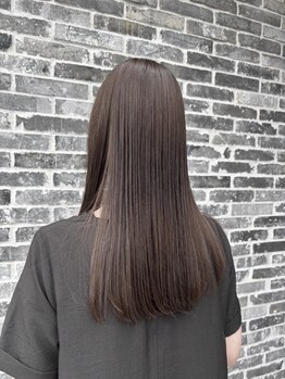 リラ(Rira)の写真/似合わせカットで魅力アップ！貴方の個性にあわせたスタイルづくりでキレイが続く◇