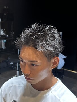 ハイプ 木更津(HYPE) スパイキーショートピンパーマテーパーフェードフェザーパーマ