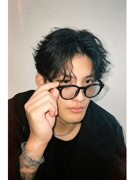 レジット メンズ ヘアサロン(LEGIT MEN's HAIR SALON) フェザーバック