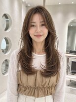 サーカス バイ ビュートリアム 青山(CIRCUS by BEAUTRIUM)&nbsp;ハイライトカラー＆ロングレイヤー/30代40代50代