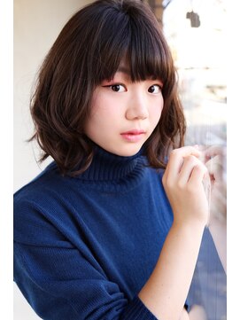 イソラブル(ISOLA-blu) 【潤いパーマ】ダークモノトーン×カールボブ