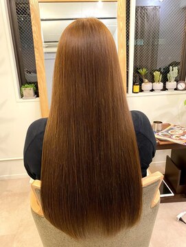 イリーブ(elieve) うる髪エステトリートメントで魅力的な髪質に