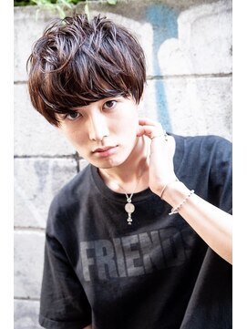 アメリ 新宿(Ameri) Ameri モダンマッシュ　刈り上げ　【新宿】