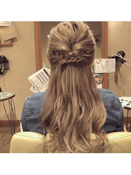 スタイル(Style) ナチュラルヘアセットスタイル