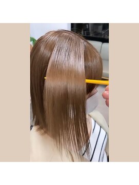 フツーロ 栄(FUTURO) ミネコラトリートメント