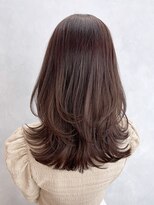 アイティーバイアルバム 藤沢店(IT by ALBUM)&nbsp;ミディアムレイヤー_レイヤーロング前髪パーマ_ba461072