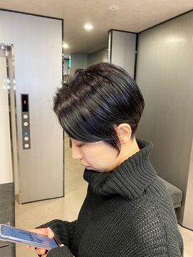 ハルキ ミナト ジャパン オオサカ(HARUKI MINATO japan OSAKA) 40代50代小顔似合わせカットくびレイヤーエモージュ大人可愛い