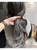 グラデーションカラー毛先ブリーチシルバーカラーハイトーン