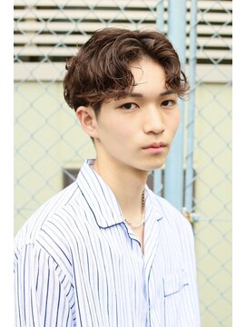 スリーマーク(THREE mark) セクシー×外ハネ