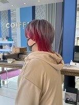 コワファースト 大分(COIFF1RST)&nbsp;シルバーカラーにインナーレッド